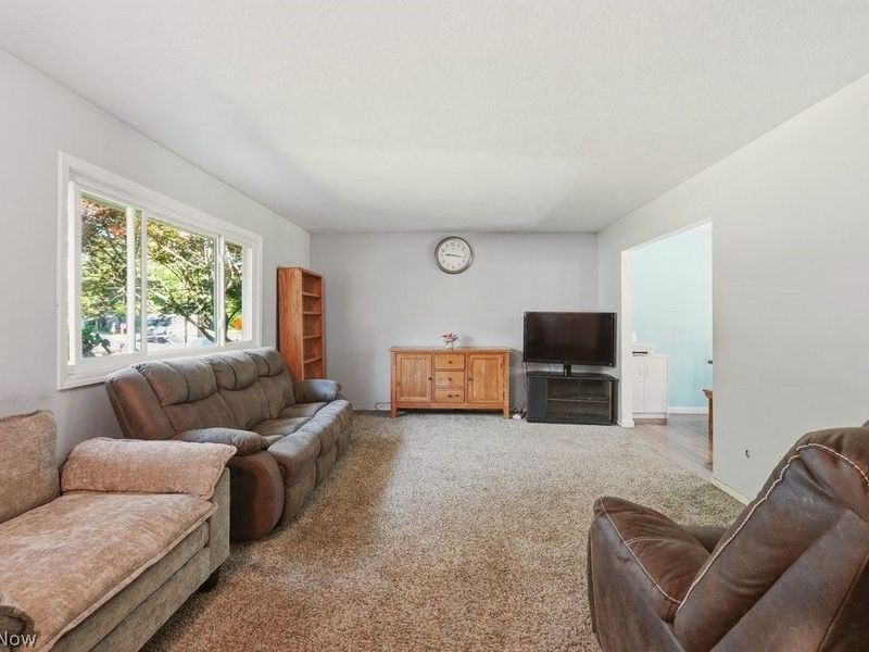 8323 Olde Eight Road , Northfield, OH 44067 Photo 16
