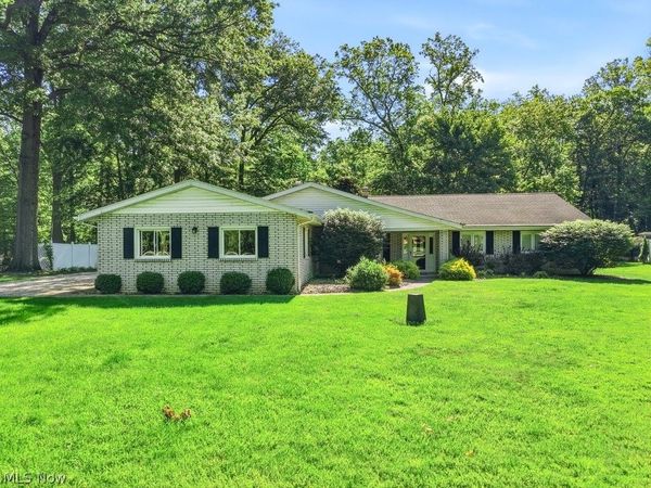 8017 S Gannett Road , Northfield, OH 44067