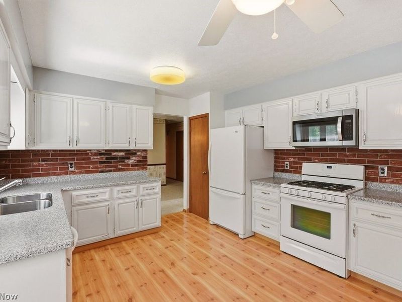 8017 S Gannett Road , Northfield, OH 44067 Photo 28