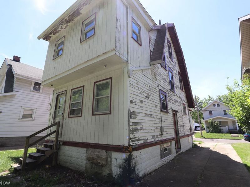 979 Mercer Avenue , Akron, OH 44320 Photo 27