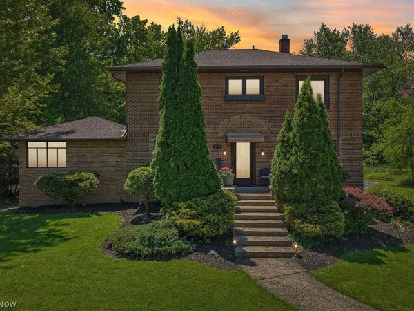 19449 Westwood Drive , Strongsville, OH 44149