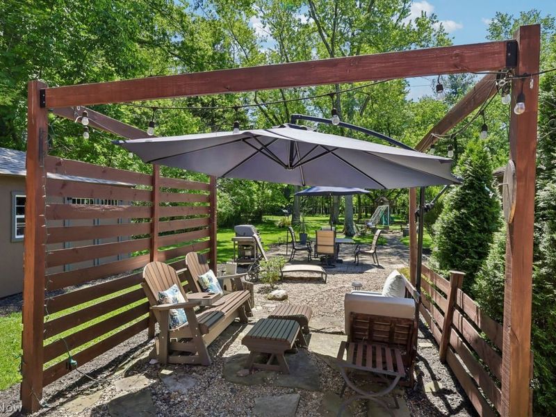 19449 Westwood Drive , Strongsville, OH 44149 Photo 3