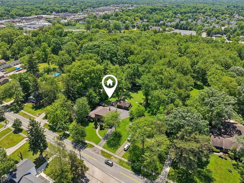 19449 Westwood Drive , Strongsville, OH 44149 Photo 4