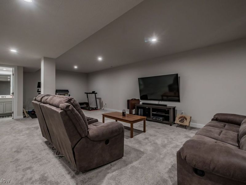 7906 Cobbler Avenue NE, Canton, OH 44721 Photo 29