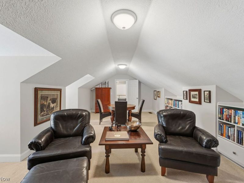 900 Ridgewood Boulevard , Hudson, OH 44236 Photo 37