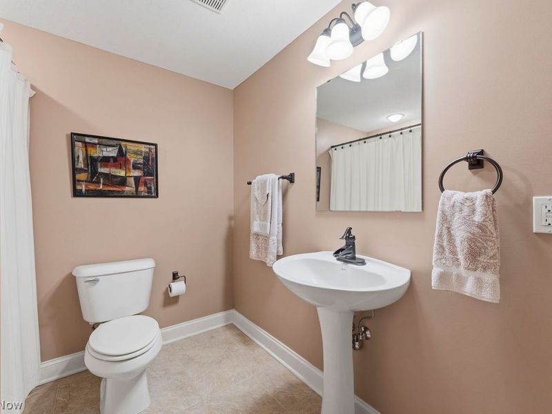 900 Ridgewood Boulevard , Hudson, OH 44236 Photo 39