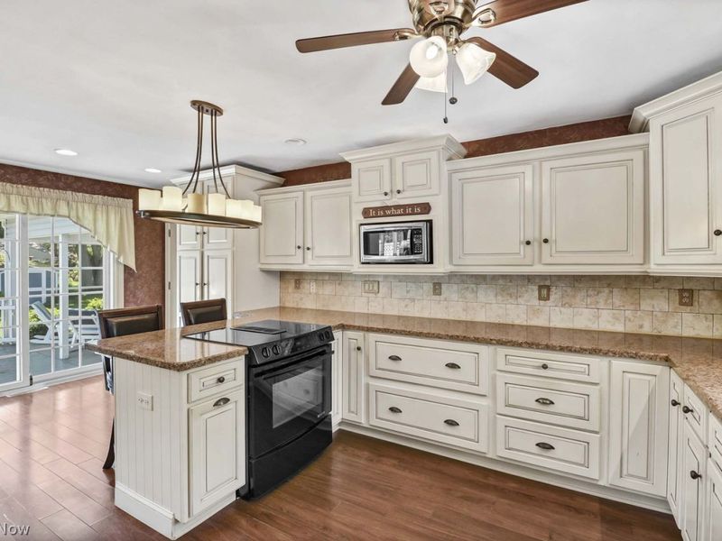 431 Powell Drive , Bay Village, OH 44140 Photo 15