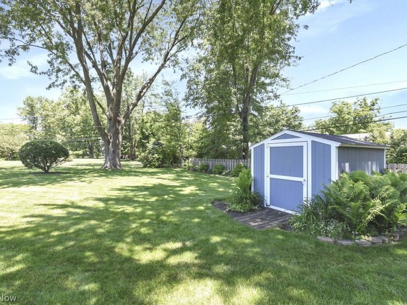431 Powell Drive , Bay Village, OH 44140 Photo 38