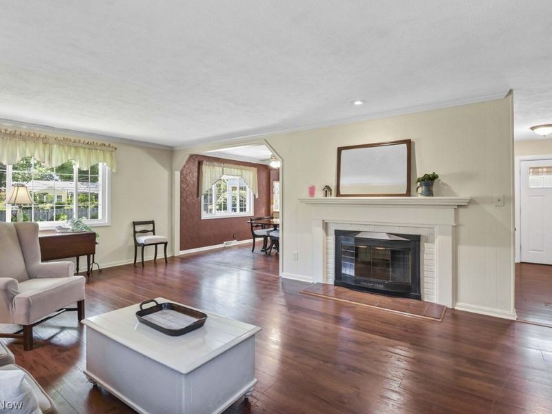 431 Powell Drive , Bay Village, OH 44140 Photo 5