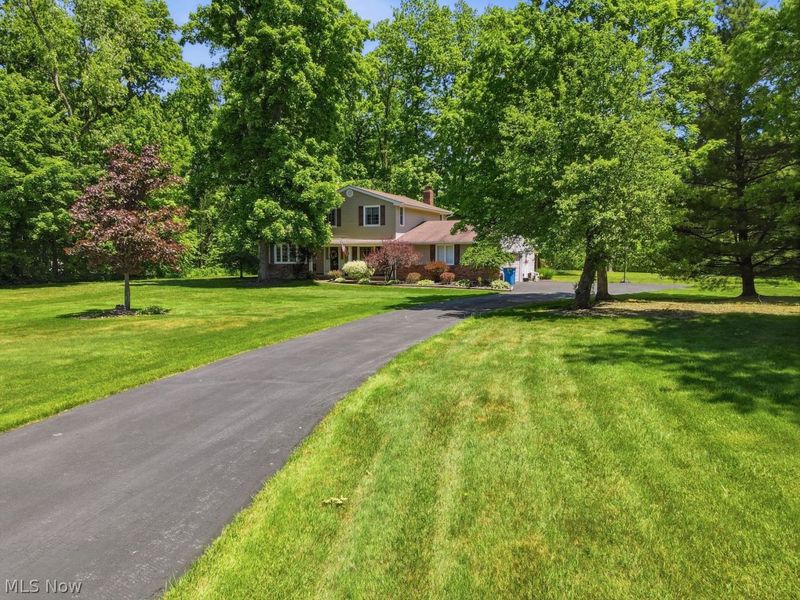 12259 E Shiloh Drive , Chesterland, OH 44026 Photo 2