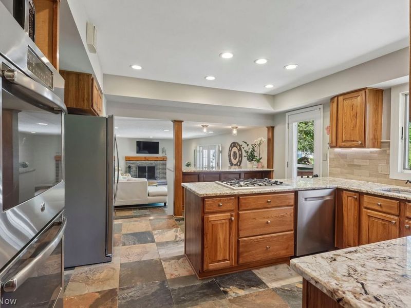 34165 Sherbrook Park Drive , Solon, OH 44139 Photo 9