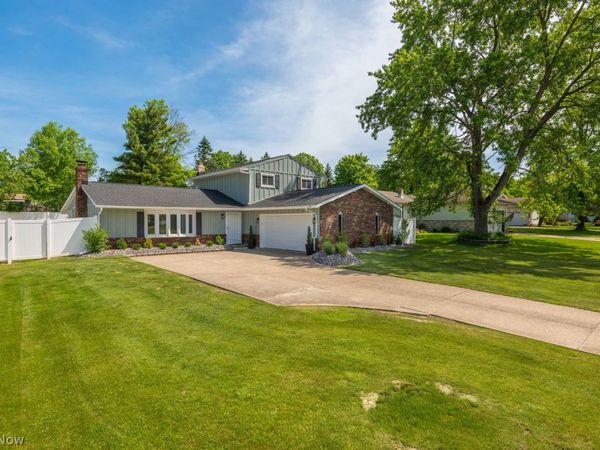 3693 Bramblewood Drive , Brunswick, OH 44212