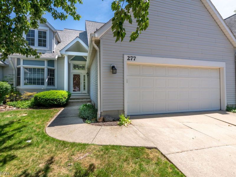 277 Adena Trace , Akron, OH 44321 Photo 1