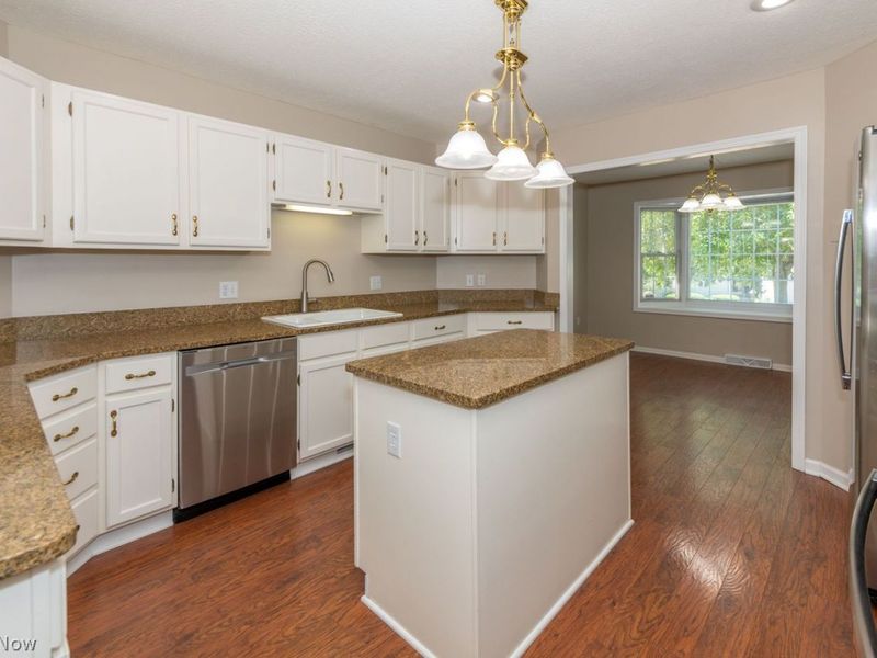 277 Adena Trace , Akron, OH 44321 Photo 10