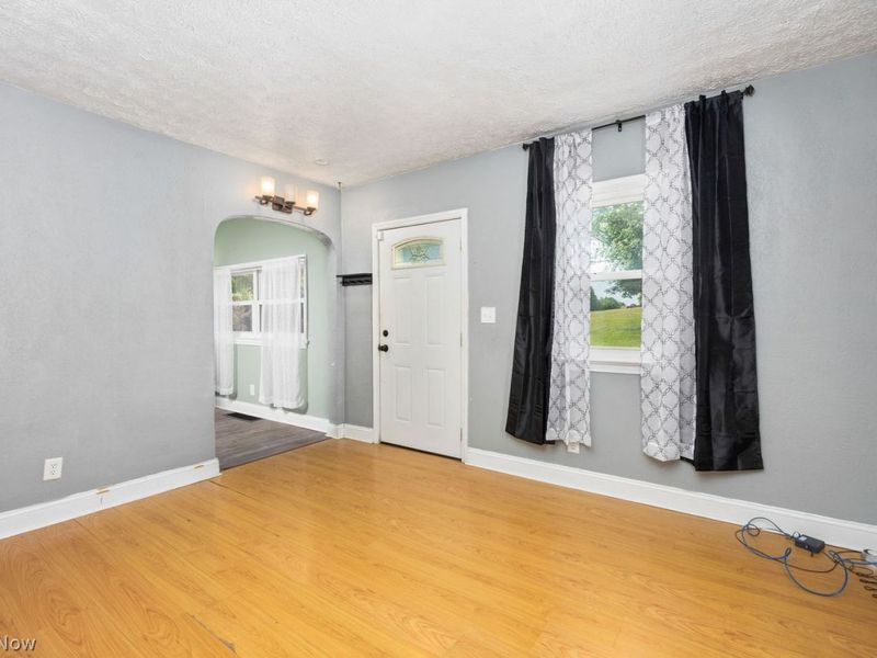 498 Oak Street , Wadsworth, OH 44281 Photo 14