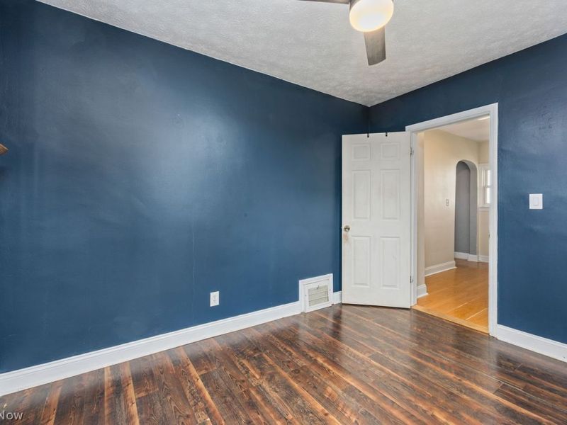 498 Oak Street , Wadsworth, OH 44281 Photo 18