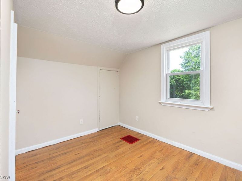 498 Oak Street , Wadsworth, OH 44281 Photo 19