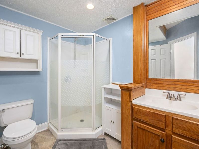 498 Oak Street , Wadsworth, OH 44281 Photo 23