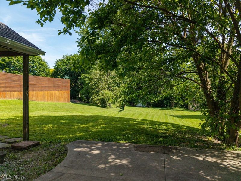 498 Oak Street , Wadsworth, OH 44281 Photo 3