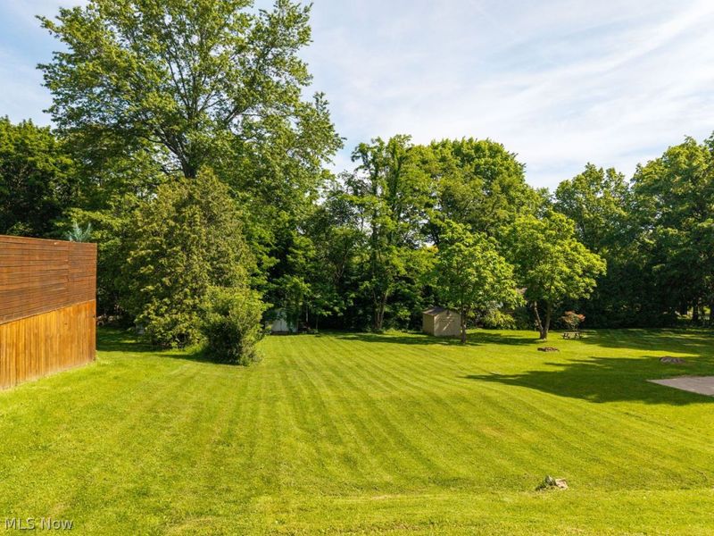 498 Oak Street , Wadsworth, OH 44281 Photo 5