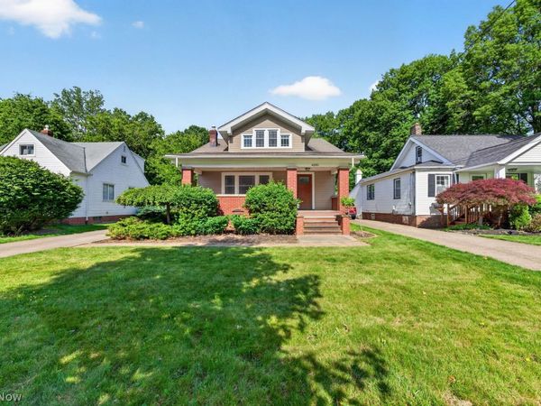 4280 W 229th Street , Fairview Park, OH 44126