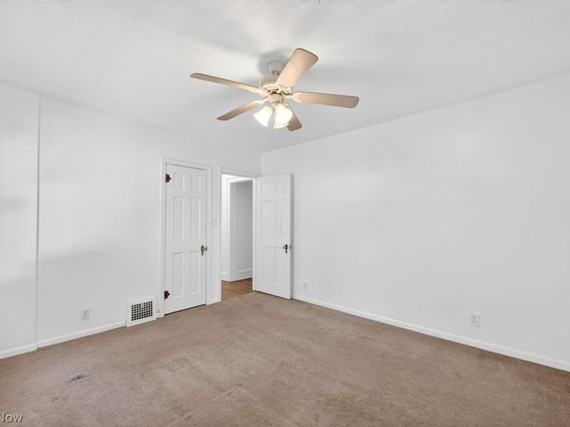 4280 W 229th Street , Fairview Park, OH 44126 Photo 17