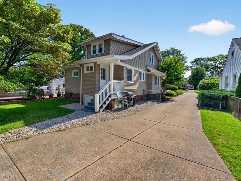 4280 W 229th Street , Fairview Park, OH 44126 Photo 31