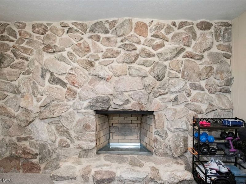 26281 Hickory Lane , Olmsted Falls, OH 44138 Photo 27