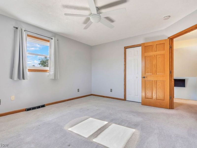 507 Meadowridge Avenue NW, Canton, OH 44708 Photo 13