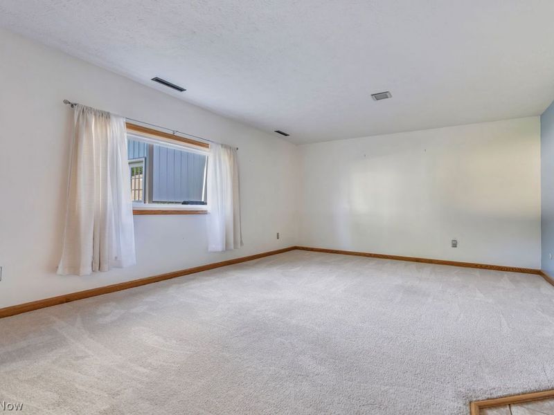 507 Meadowridge Avenue NW, Canton, OH 44708 Photo 18