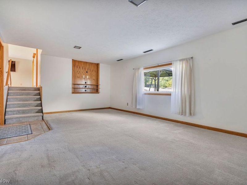 507 Meadowridge Avenue NW, Canton, OH 44708 Photo 19