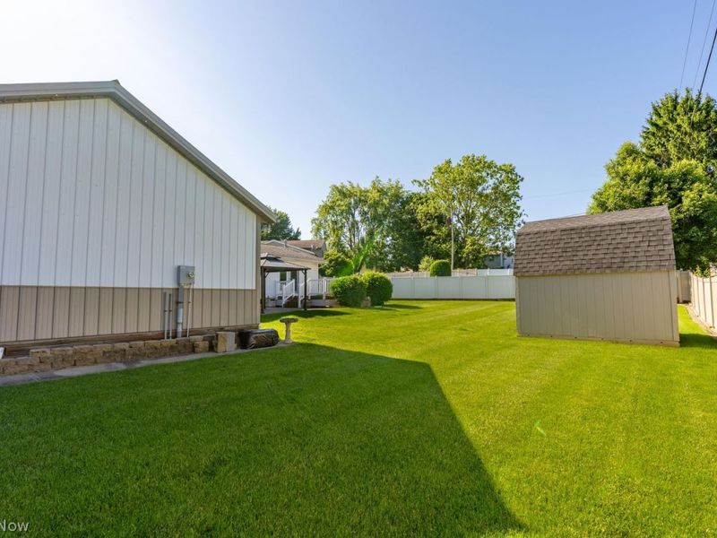 507 Meadowridge Avenue NW, Canton, OH 44708 Photo 32