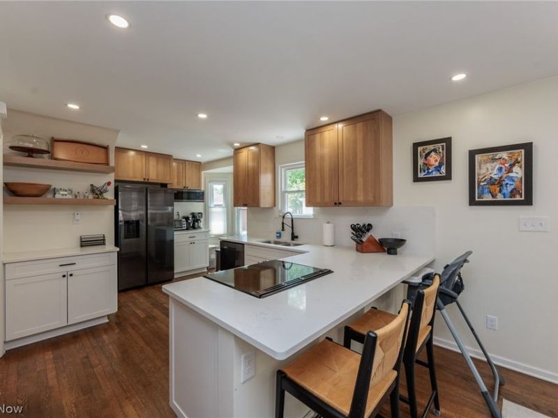 16609 Pilgrim Avenue , Cleveland, OH 44111 Photo 13