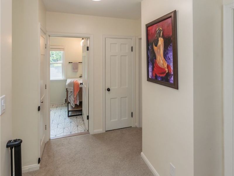 16609 Pilgrim Avenue , Cleveland, OH 44111 Photo 22