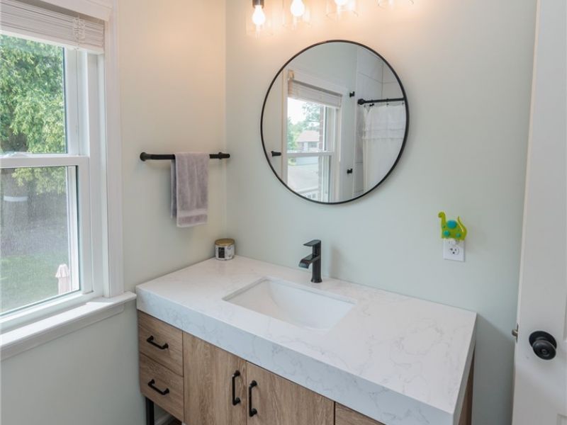 16609 Pilgrim Avenue , Cleveland, OH 44111 Photo 26