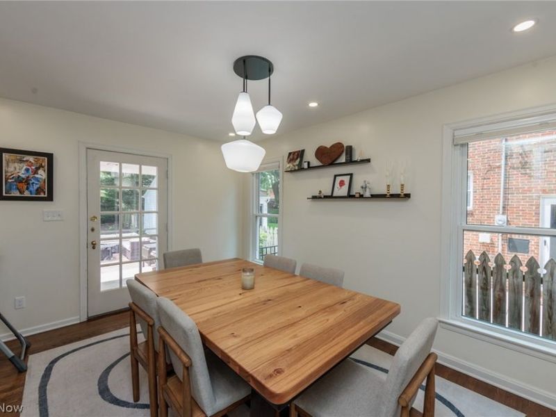 16609 Pilgrim Avenue , Cleveland, OH 44111 Photo 9