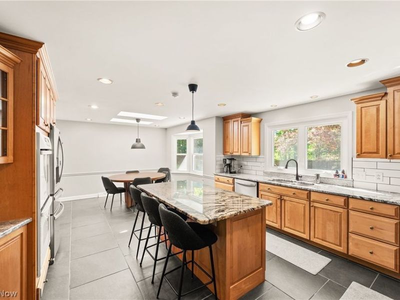 6465 Windy Willow Drive , Solon, OH 44139 Photo 12