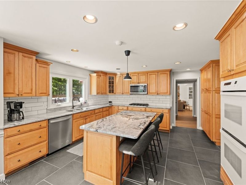 6465 Windy Willow Drive , Solon, OH 44139 Photo 13
