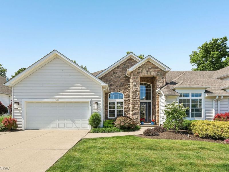226 Skye Road , Highland Heights, OH 44143 Photo 1