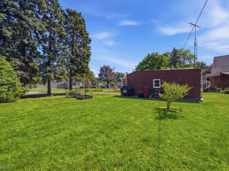1303 Manor Avenue SW, Canton, OH 44710 Photo 22