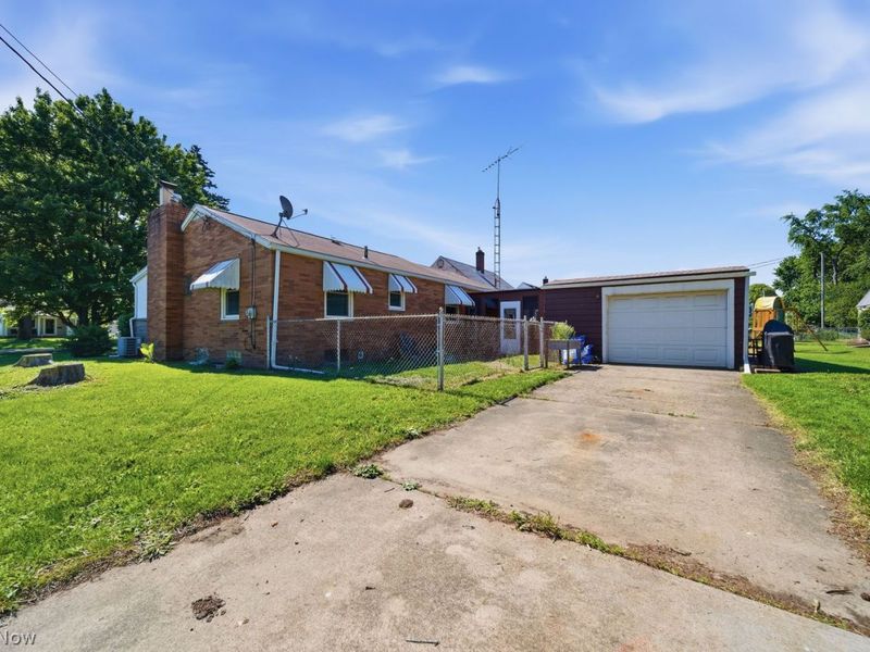 1303 Manor Avenue SW, Canton, OH 44710 Photo 23