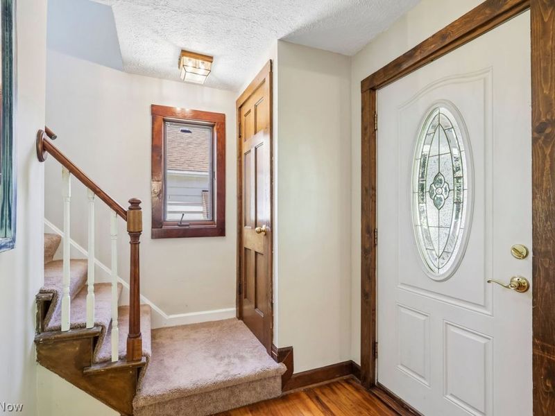 168 Harcourt Drive , Akron, OH 44313 Photo 4