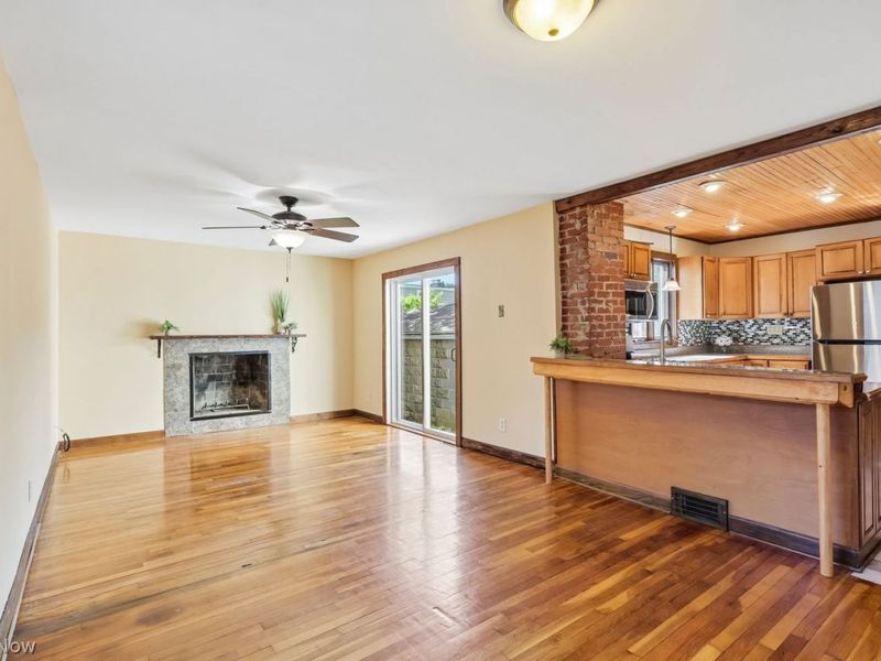 168 Harcourt Drive , Akron, OH 44313 Photo 9