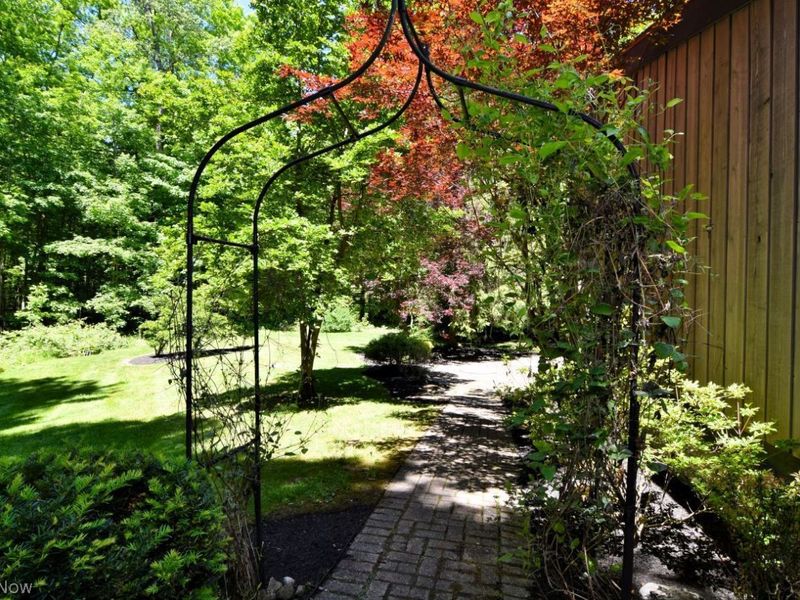 15874 Arbor Trail , Newbury, OH 44065 Photo 9