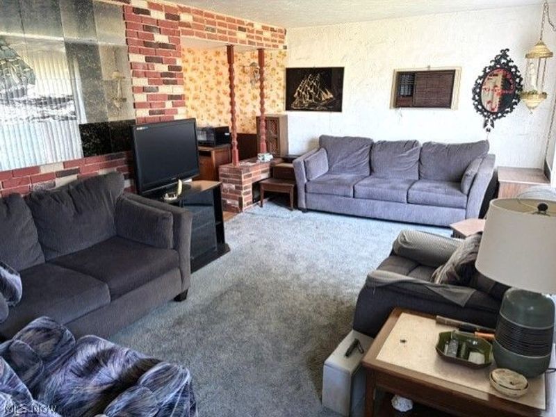 34757 Stevens Boulevard , Eastlake, OH 44095 Photo 2