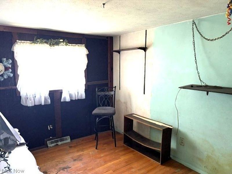 34757 Stevens Boulevard , Eastlake, OH 44095 Photo 8