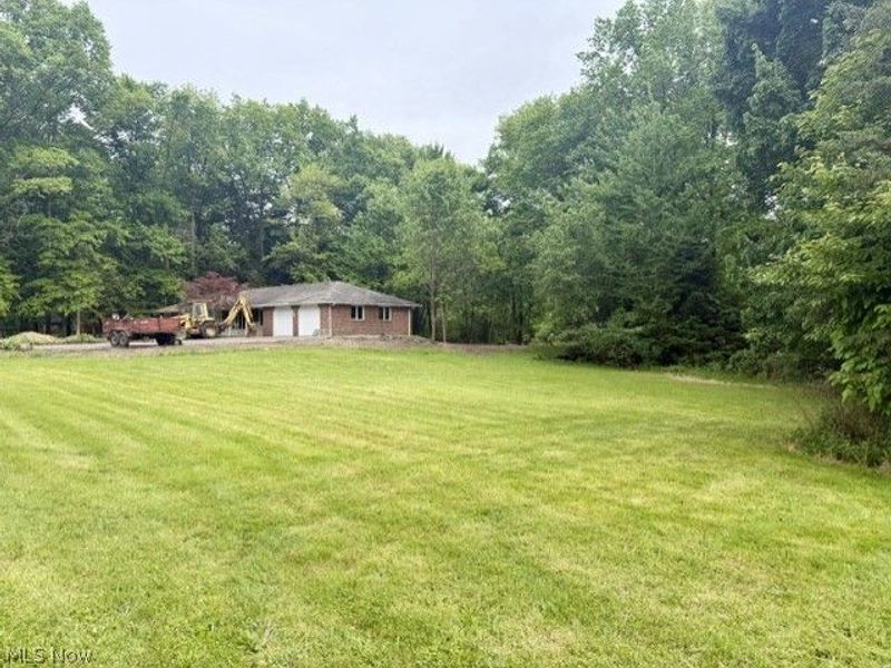 6978 Stewart Sharon Road , Hubbard, OH 44425 Photo 2