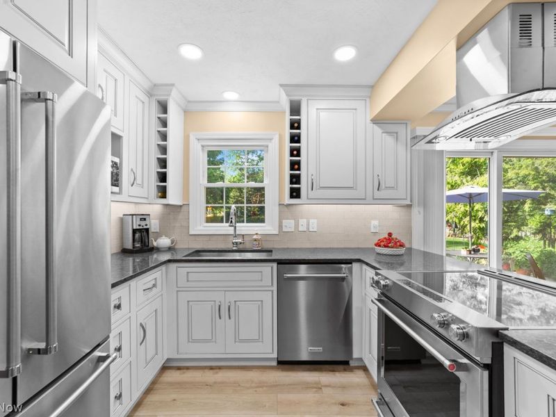 28511 Knickerbocker Road , Bay Village, OH 44140 Photo 11
