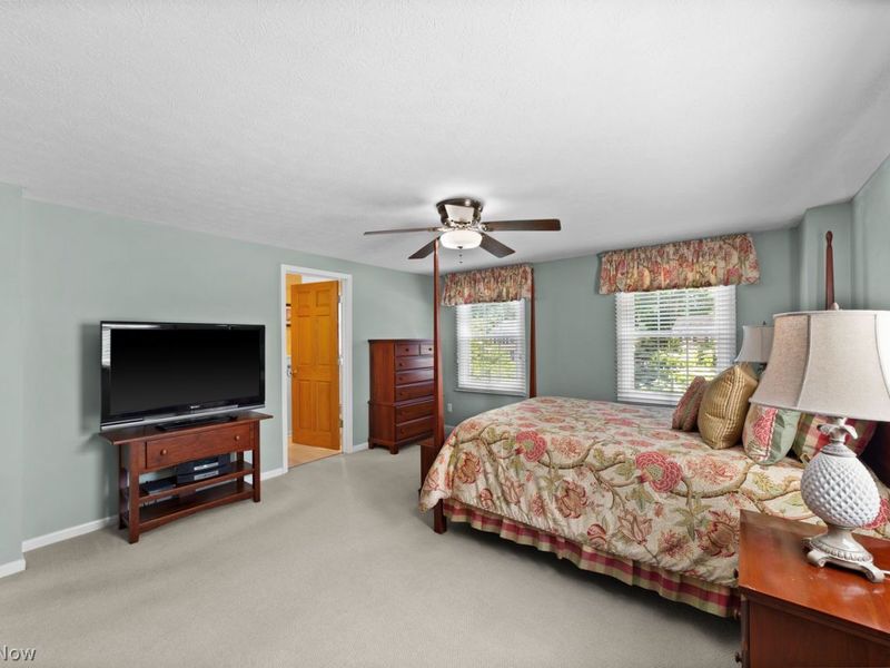 28511 Knickerbocker Road , Bay Village, OH 44140 Photo 24