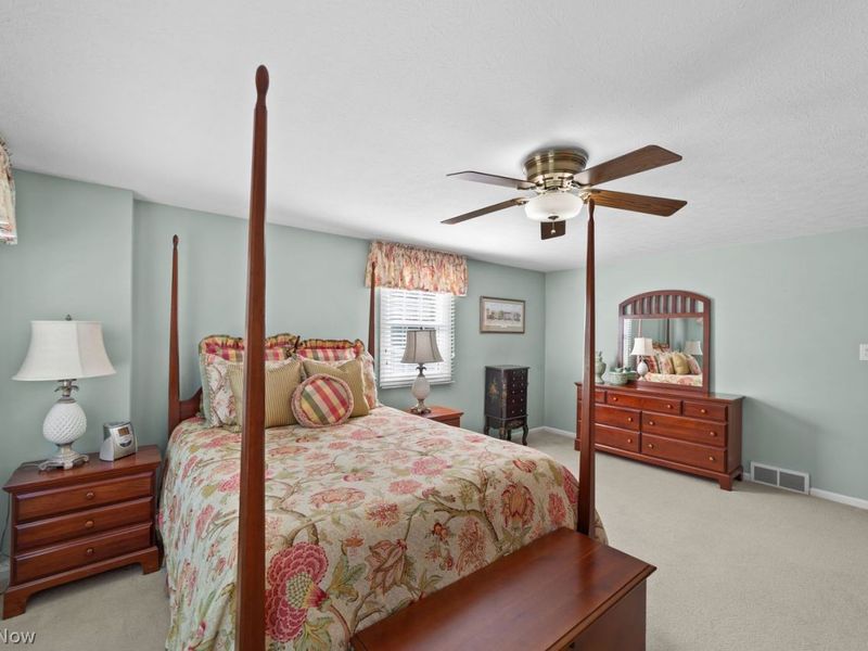 28511 Knickerbocker Road , Bay Village, OH 44140 Photo 25